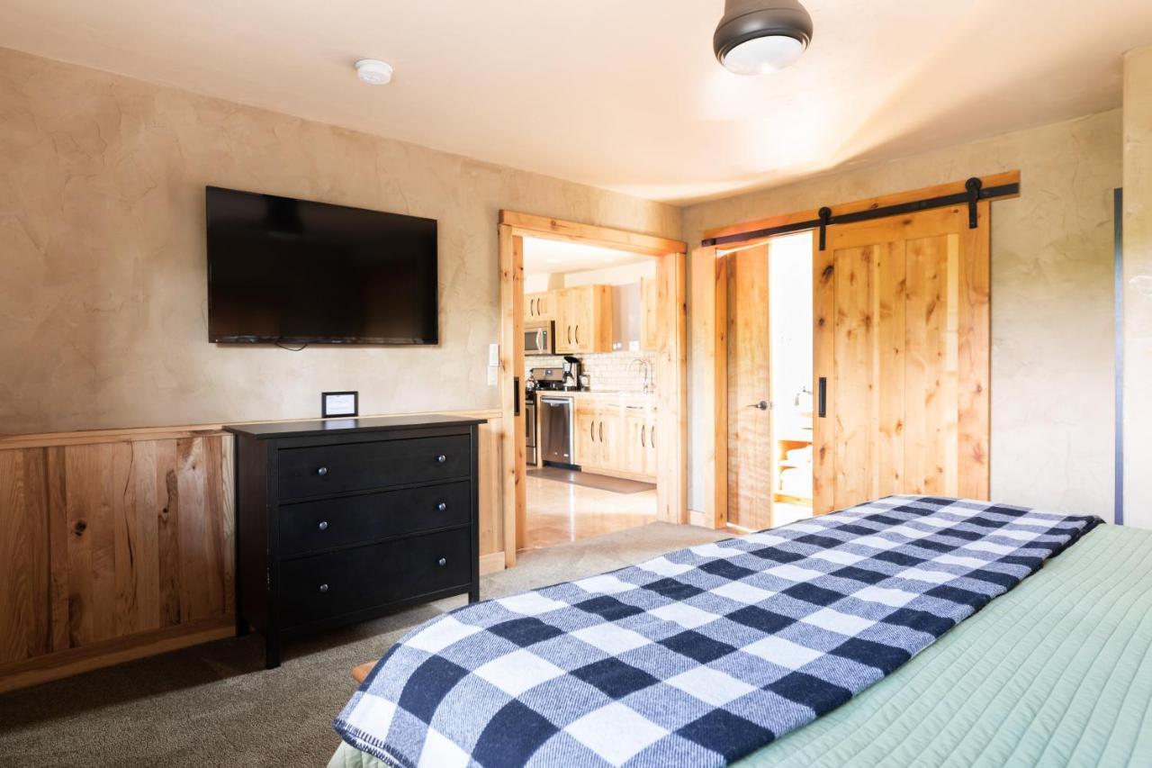 Wall Street Suites Bend Buitenkant foto