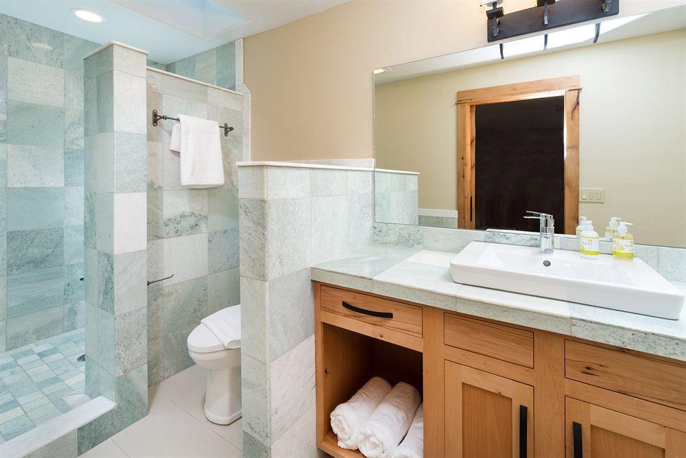Wall Street Suites Bend Buitenkant foto