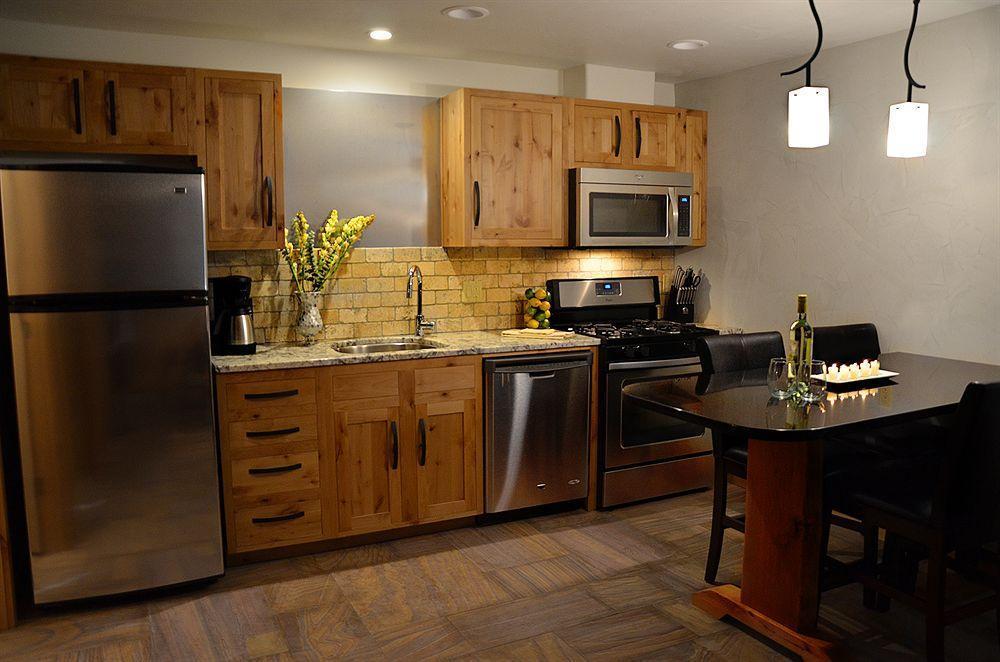 Wall Street Suites Bend Buitenkant foto
