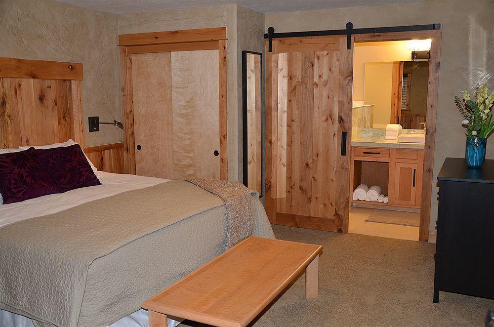 Wall Street Suites Bend Buitenkant foto