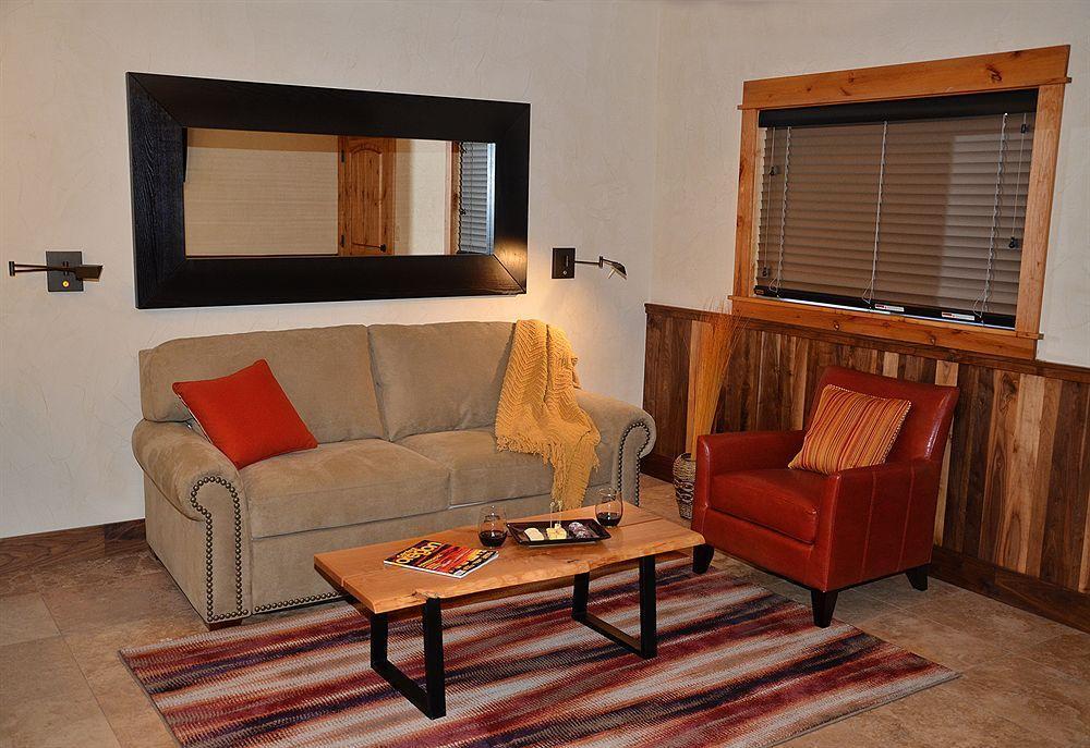 Wall Street Suites Bend Buitenkant foto
